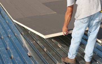 benefits of insulating Up Cerne flat roofing