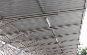 installing Up Cerne metal roofing